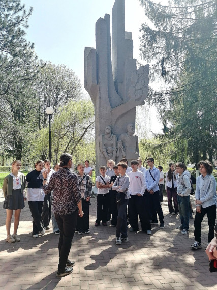 Экскурсия "Большой Дуб - память и боль Курской земли".